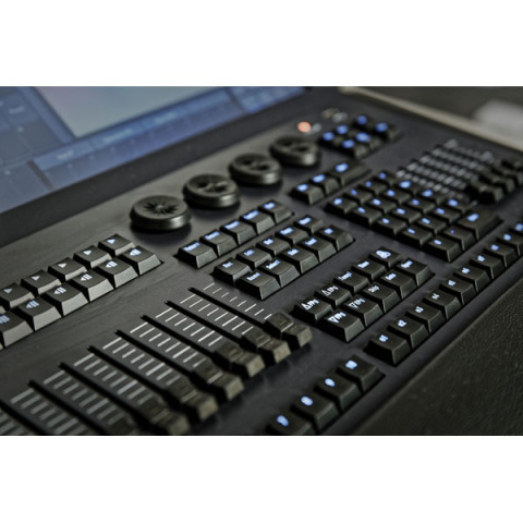 Showtec Chimp 300