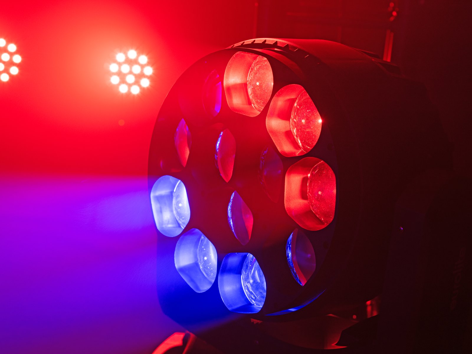 Eurolite LED TMH-W480 Moving-Head Wash Zoom