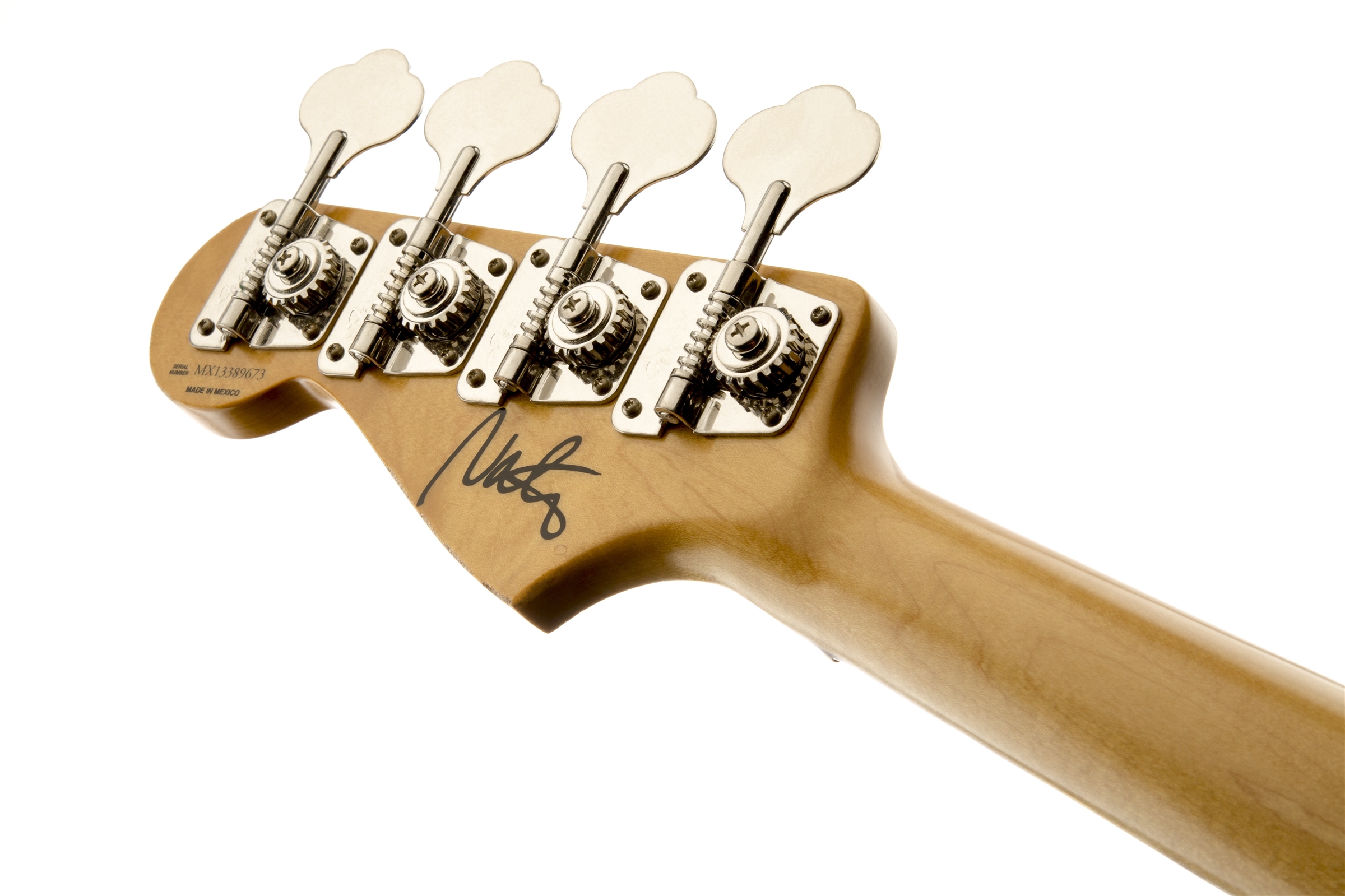 Fender Nate Mendel P Bass CAR